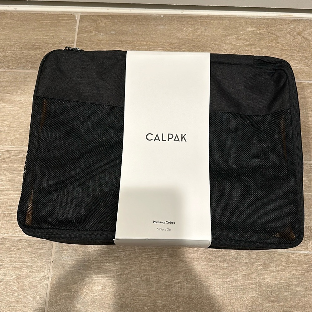 Calpak Packing Cubes, Black, Set of 5 (NWT)
